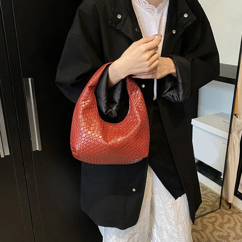 The Woven Hobo - side view