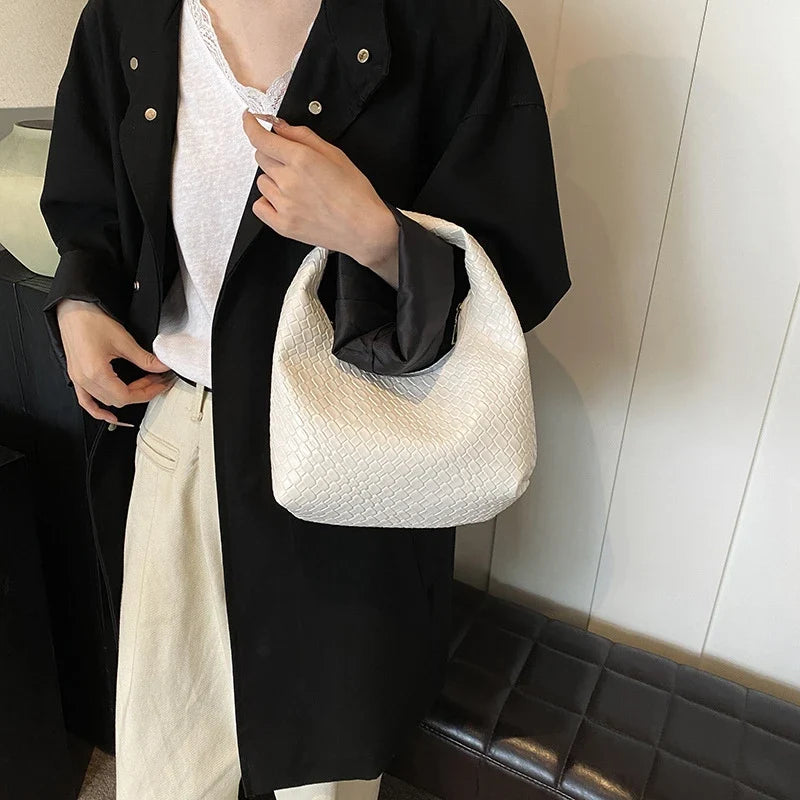 The Woven Hobo - detail